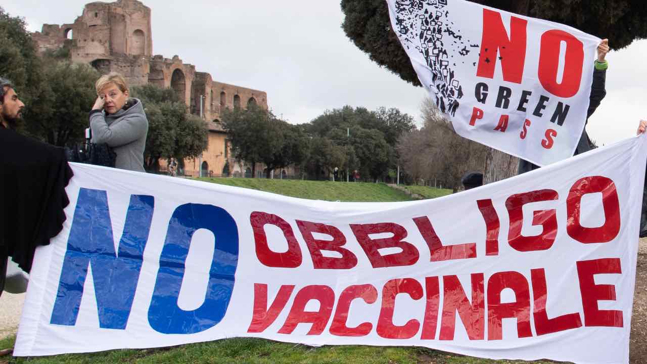 Sciopero, obbligo vaccinale