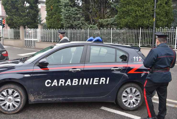 Volante carabinieri 