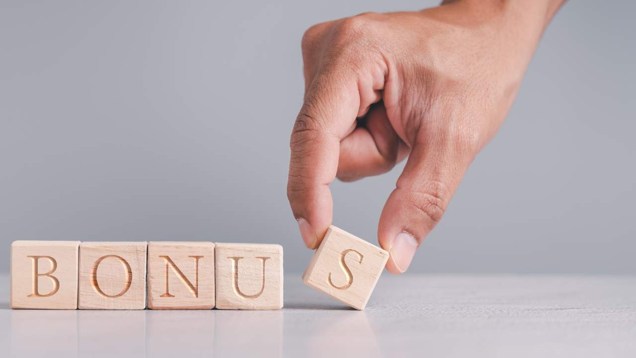 Bonus donne 300 euro