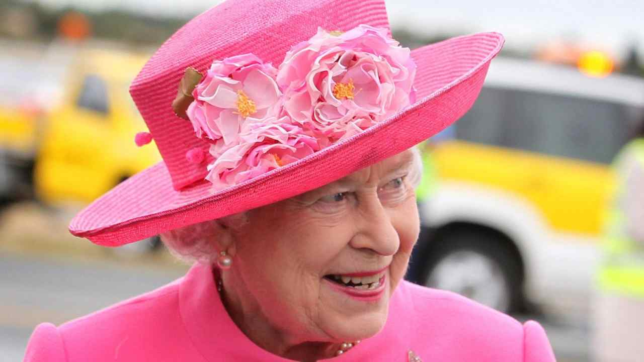 Regina Elisabetta abbigliamento