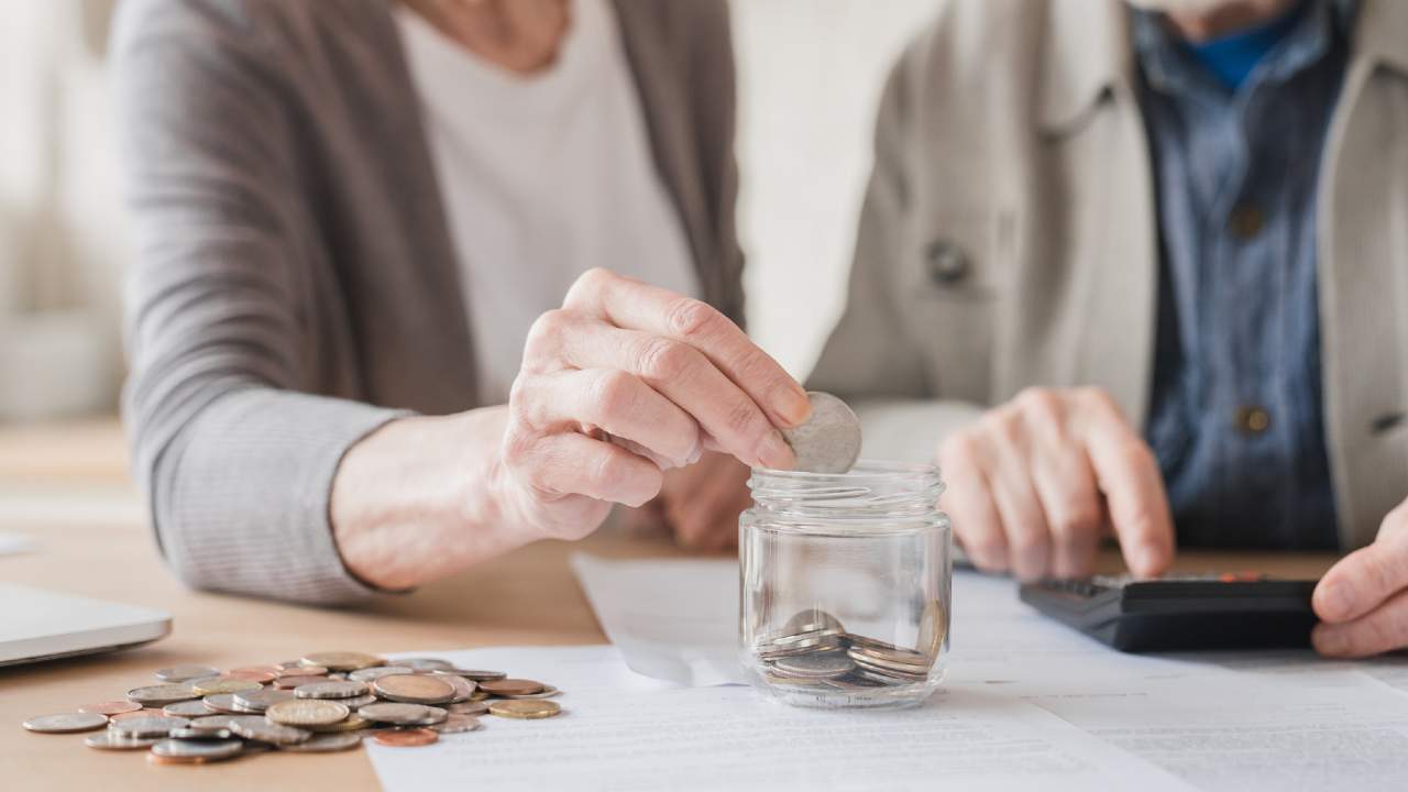 300 euro per i pensionati 