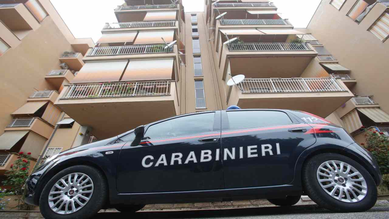 Auto dei carabinieri a Velletri