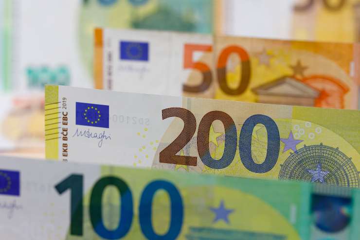 Banconote 50- 200- 100 euro