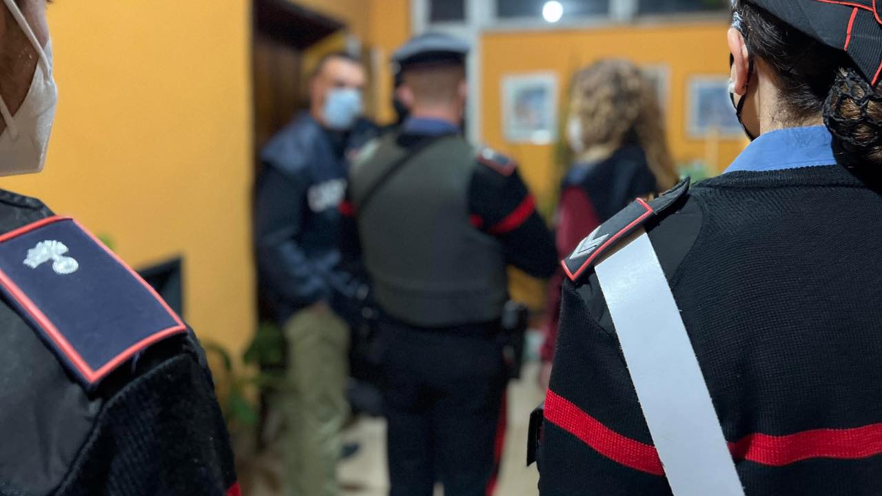 Stazione Carabinieri, Roma