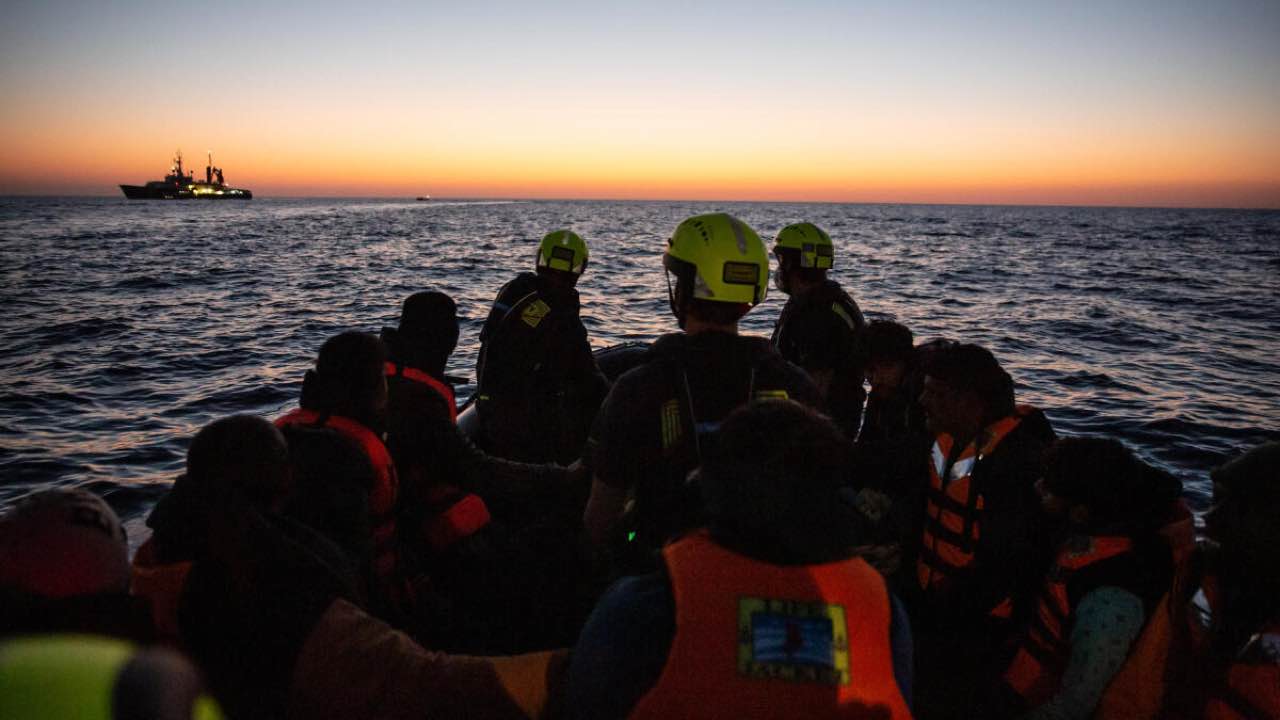 Lampedusa, migranti portati in salvo