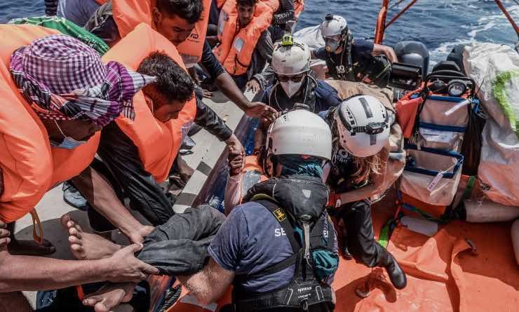 Migranti portato in salvo