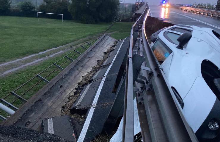 Novara, cavalcavia XXV aprile