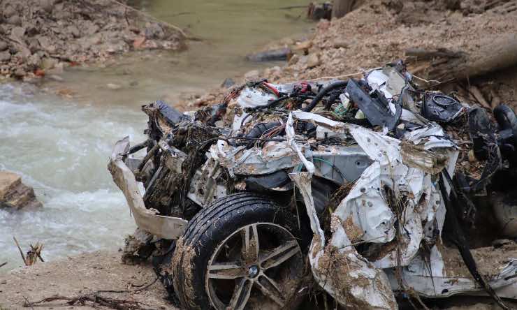 Resti auto Brunella Chiù 