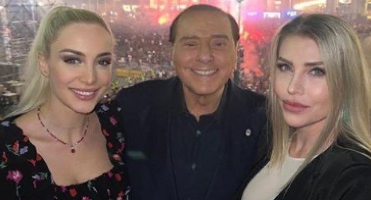Silvio Berlusconi con la figlia e la compagna