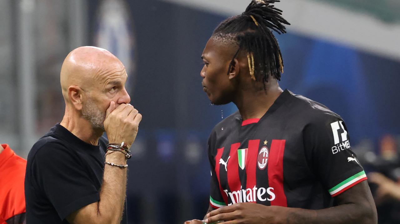 Stefano Pioli e Rafael Leao