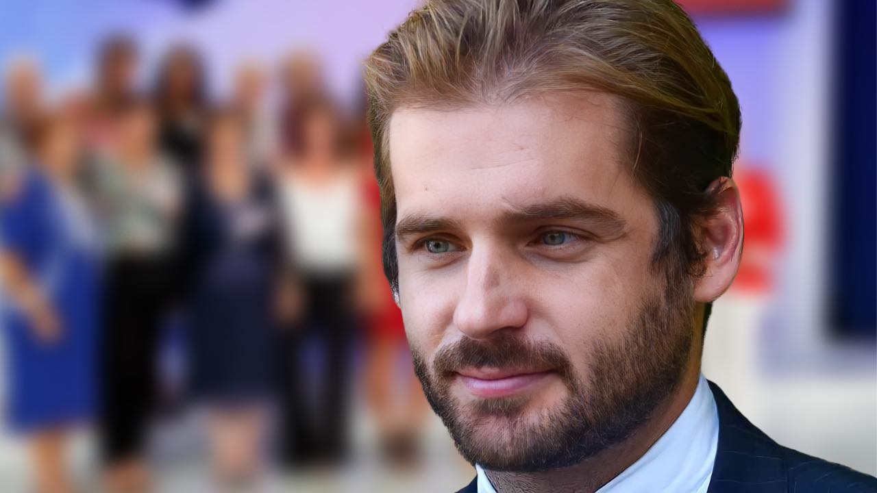 Trussardi trono over