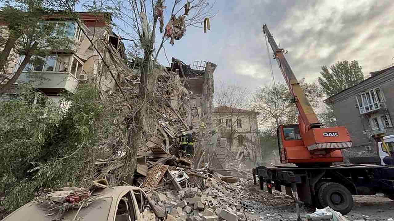 Zaporizzhia condominio bombardato