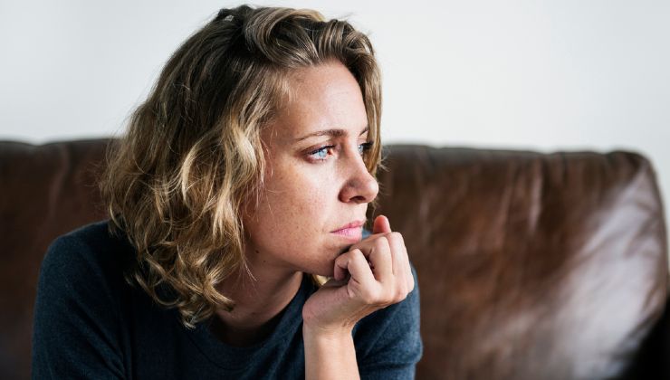 Donna che ha perso il lavoro 