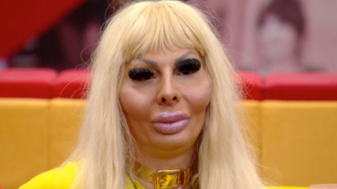 Elenoire Ferruzzi: ecco perché indossa una parrucca al Gf Vip