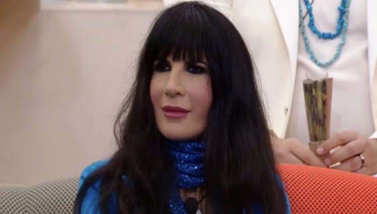 Antonino Spinalbese e il bacio al Gf Vip