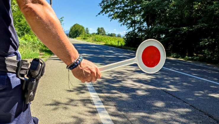 Posto di blocco dei carabinieri 