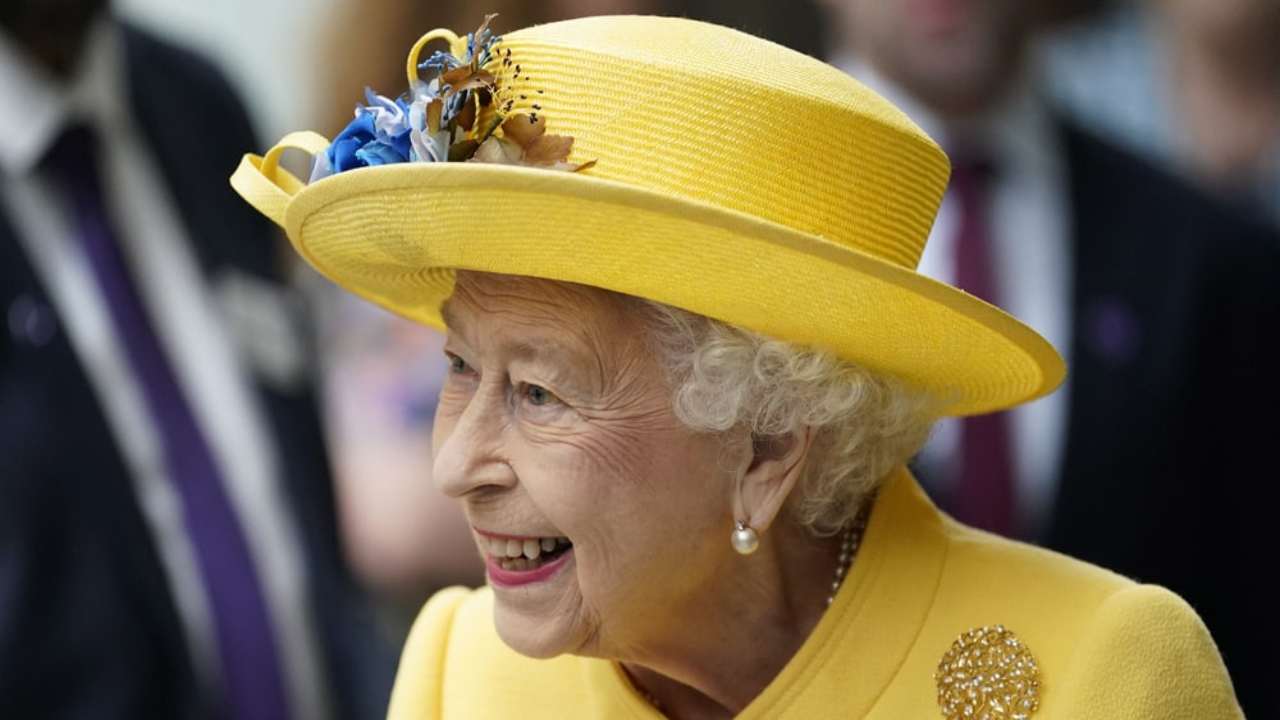 Regina Elisabetta II: le parole ai nipoti prima della morte