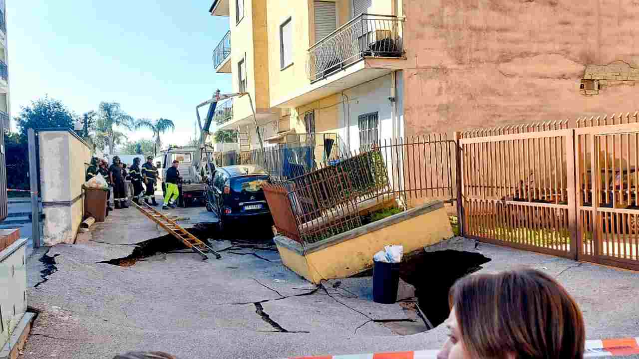 maxi voragine a Villaricca