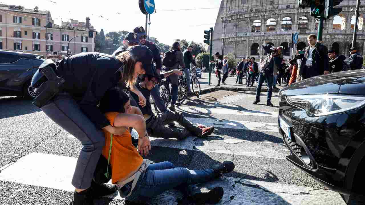 Attivisti di Ultima Generazione