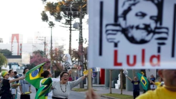Sostenitori del presidente Lula 