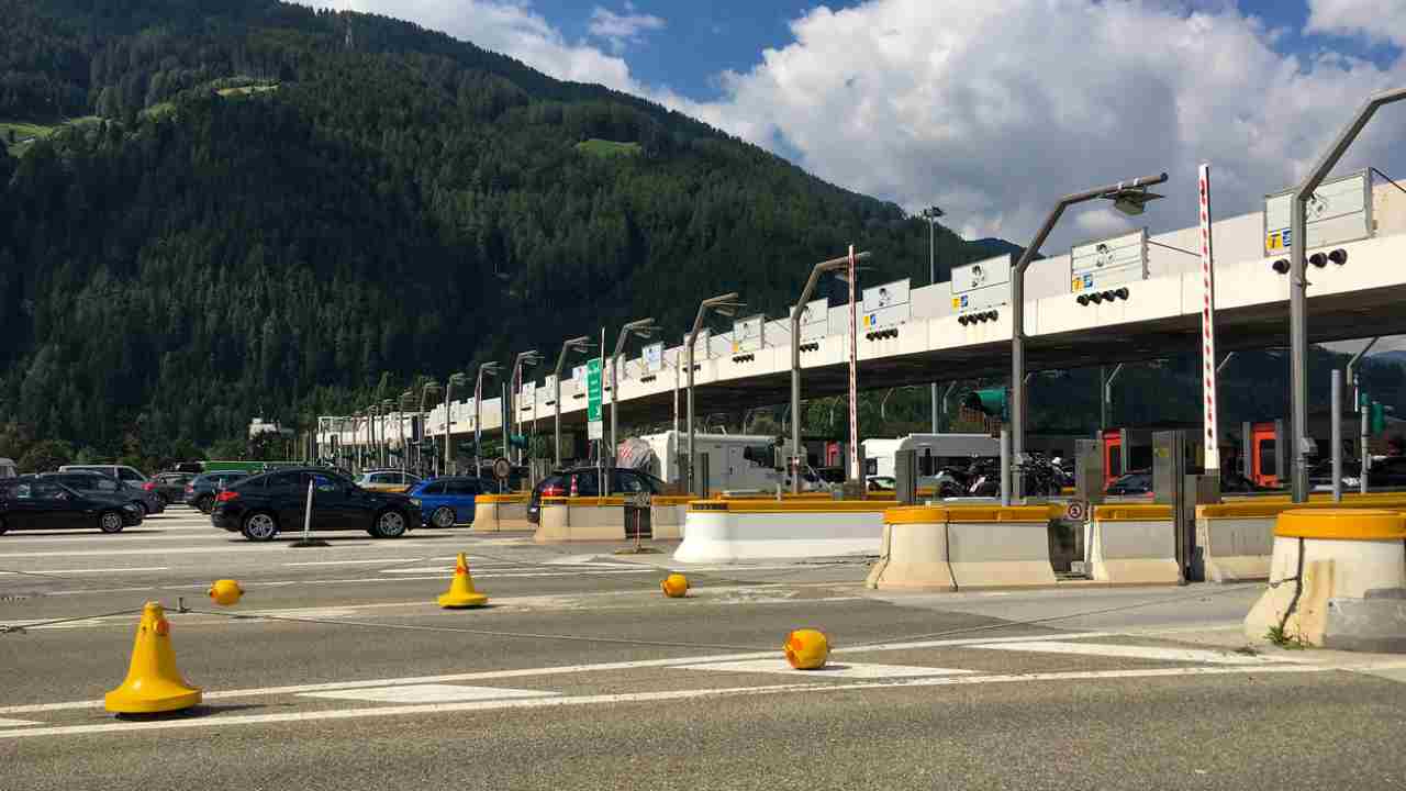 Casello autostradale