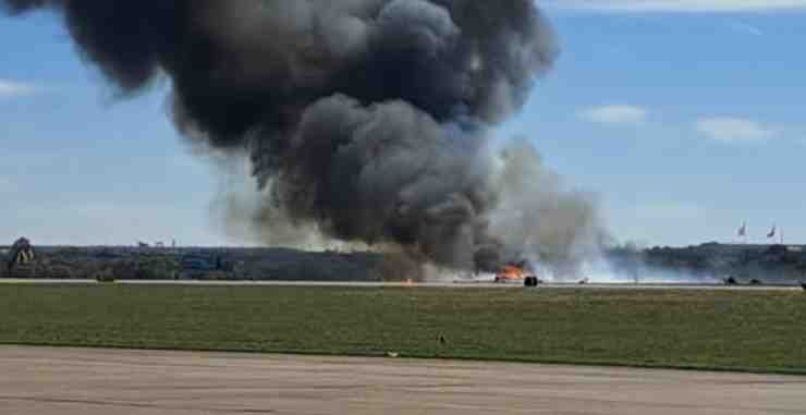 Colonna di fumo nero