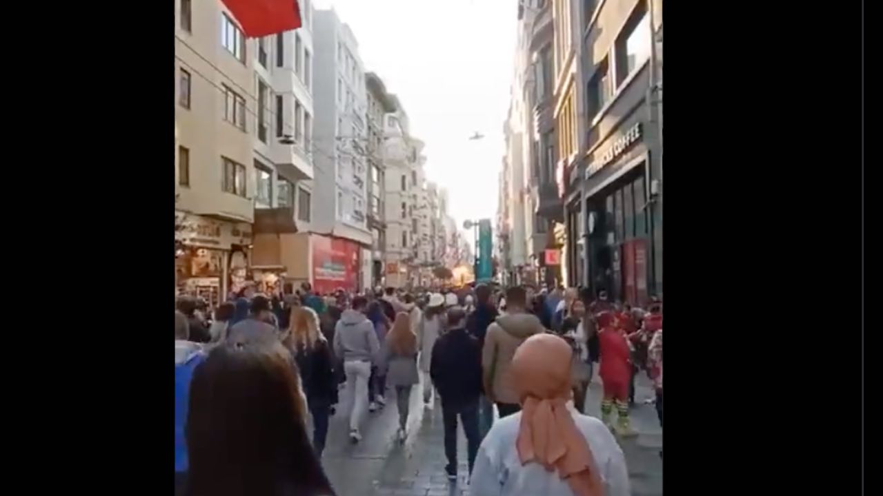 Esplosione Istanbul (foto da Twitter)