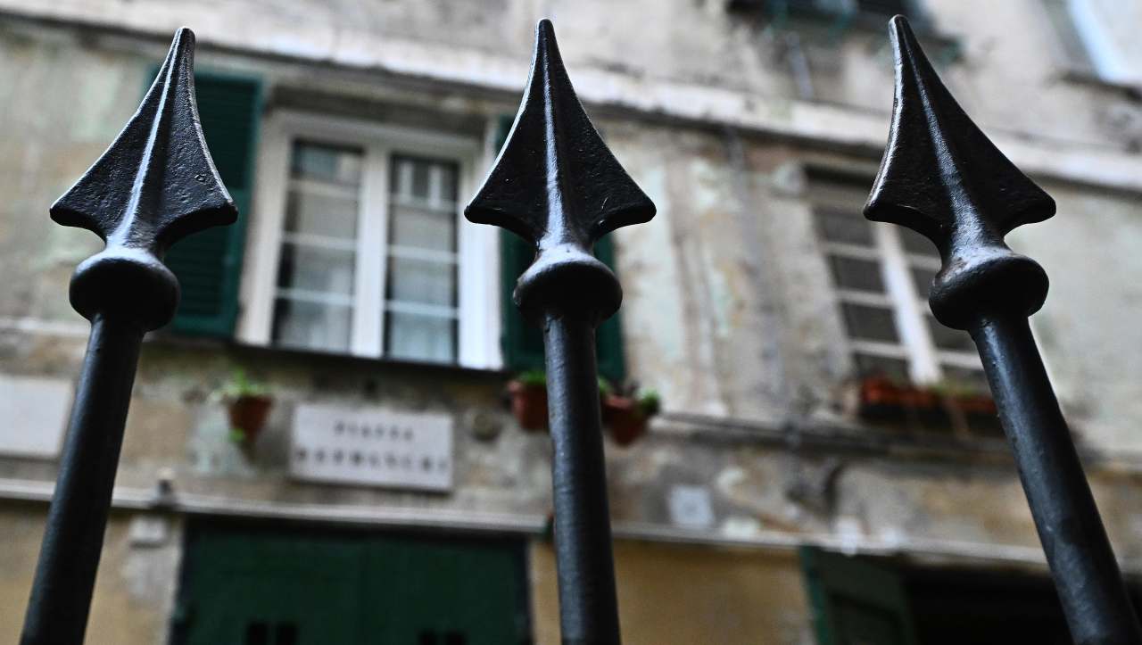 Frecce di ferro di un cancello