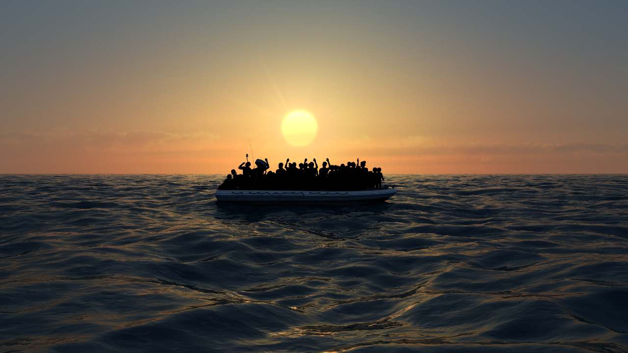 Migranti su imbarcazione