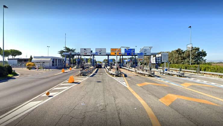 casello autostradale 