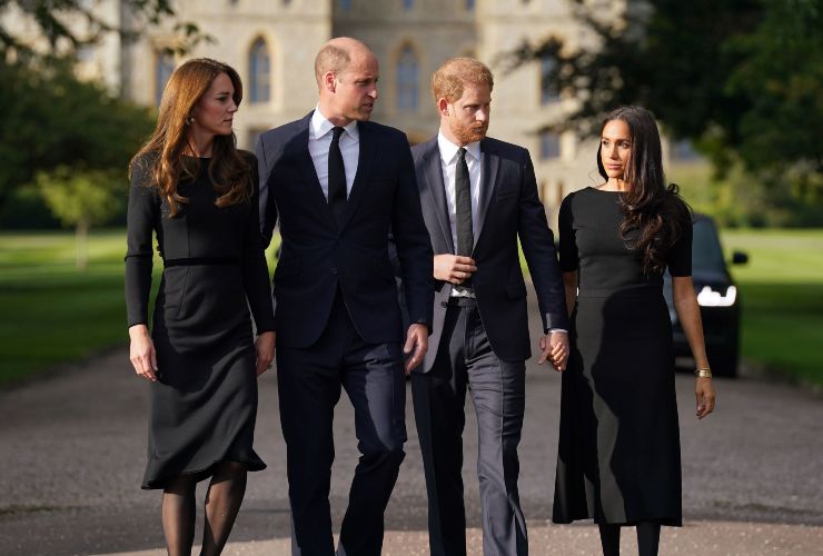 Kate, William, Harry e Meghan