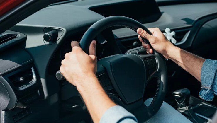 Codice della strada: ecco cosa non bisogna mai far trovare nel bagagliaio