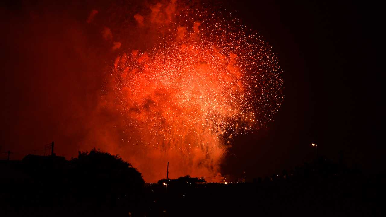 incendio fuochi d'artificio 
