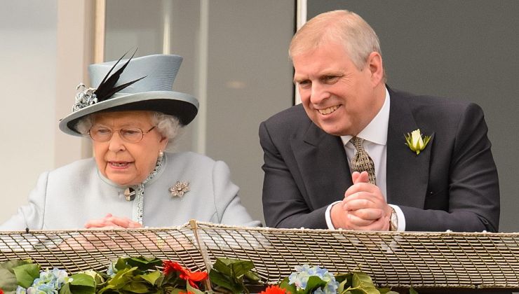 Regina Elisabetta II: le parole su suo figlio