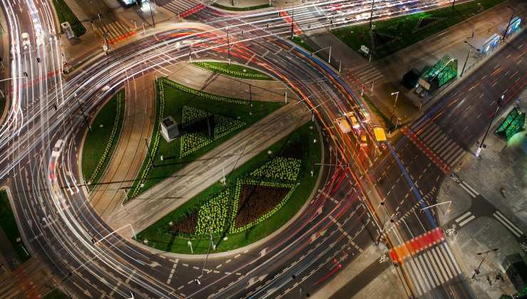 Rotatoria: ecco a chi dare precedenza