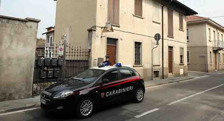 Carabinieri sulla scena dell'omicidio di Carol Maltesi 