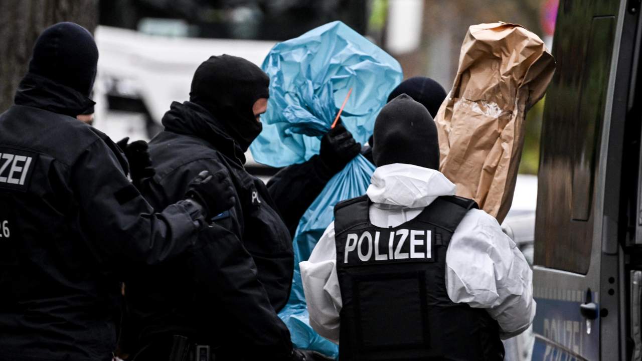 Germania raid polizia
