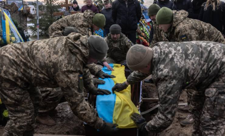 Kiev, funerale militare
