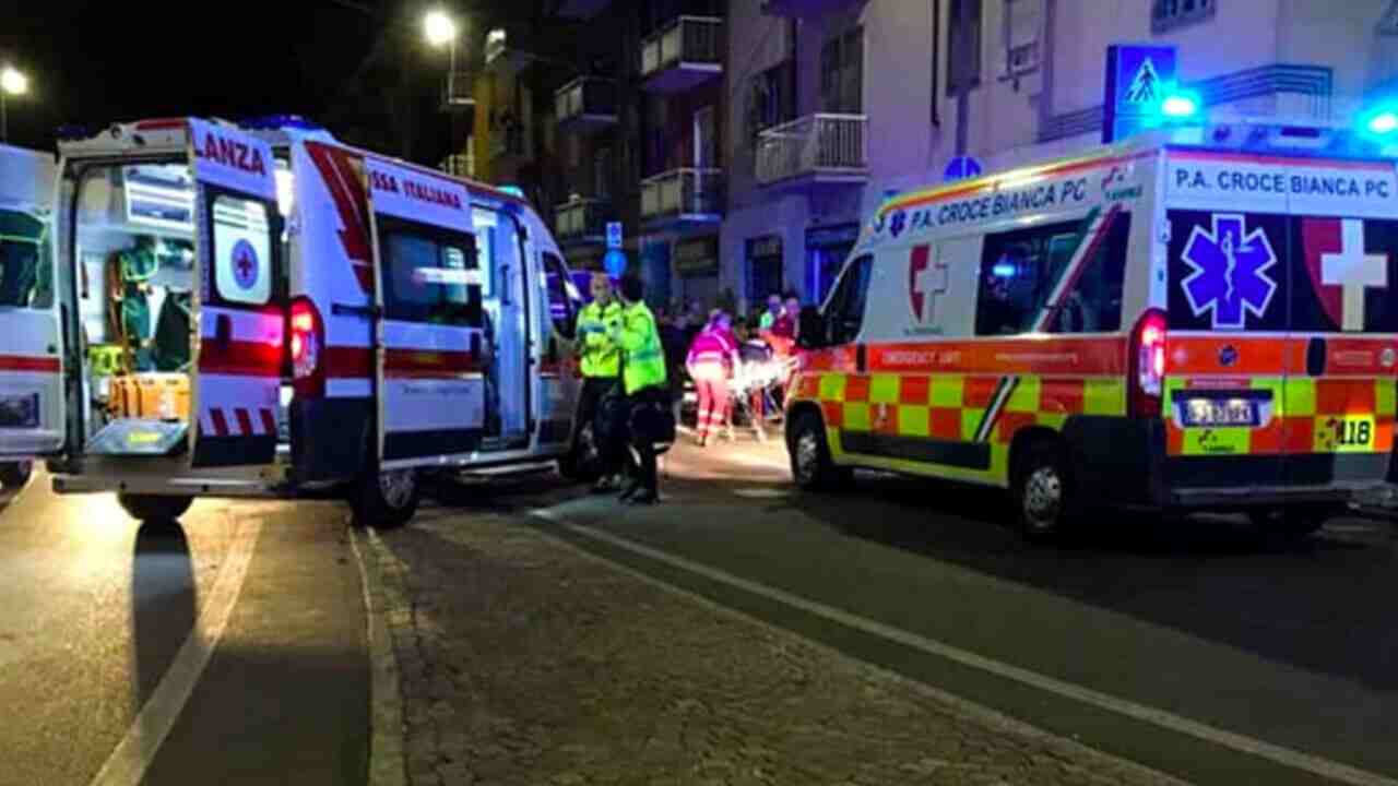 Le ambulanze sul luogo dell'incidente