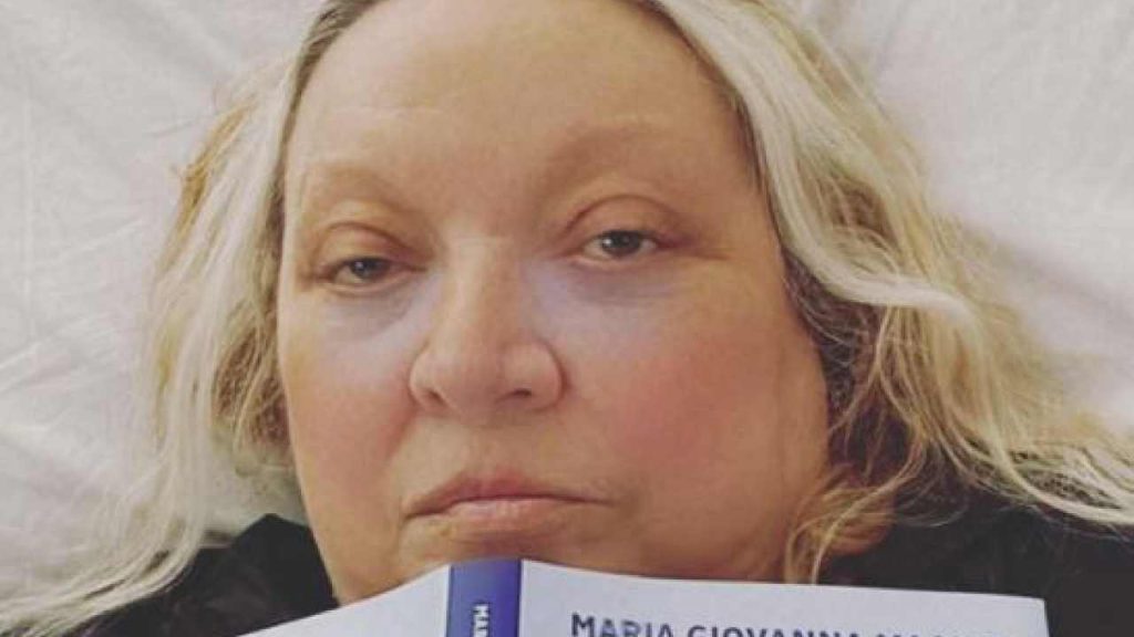Maria Giovanna Maglie Ricoverata In Ospedale Fatemi Gli Auguri 