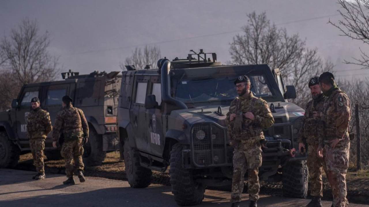 Militari italiani della Kfor dispiegati in Kosovo