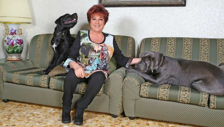 Orietta Berti con i suoi cani