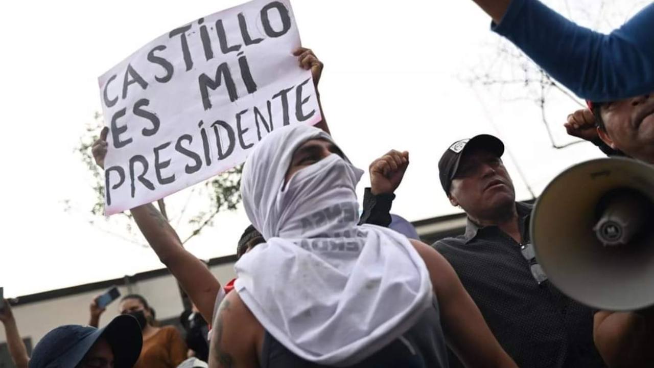 Manifestazioni Perù per Castillo 