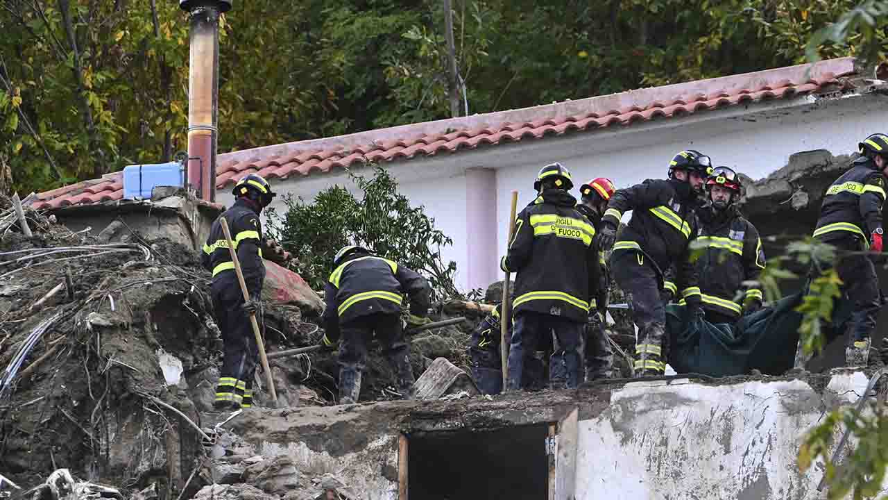 Soccorritori a Casamicciola