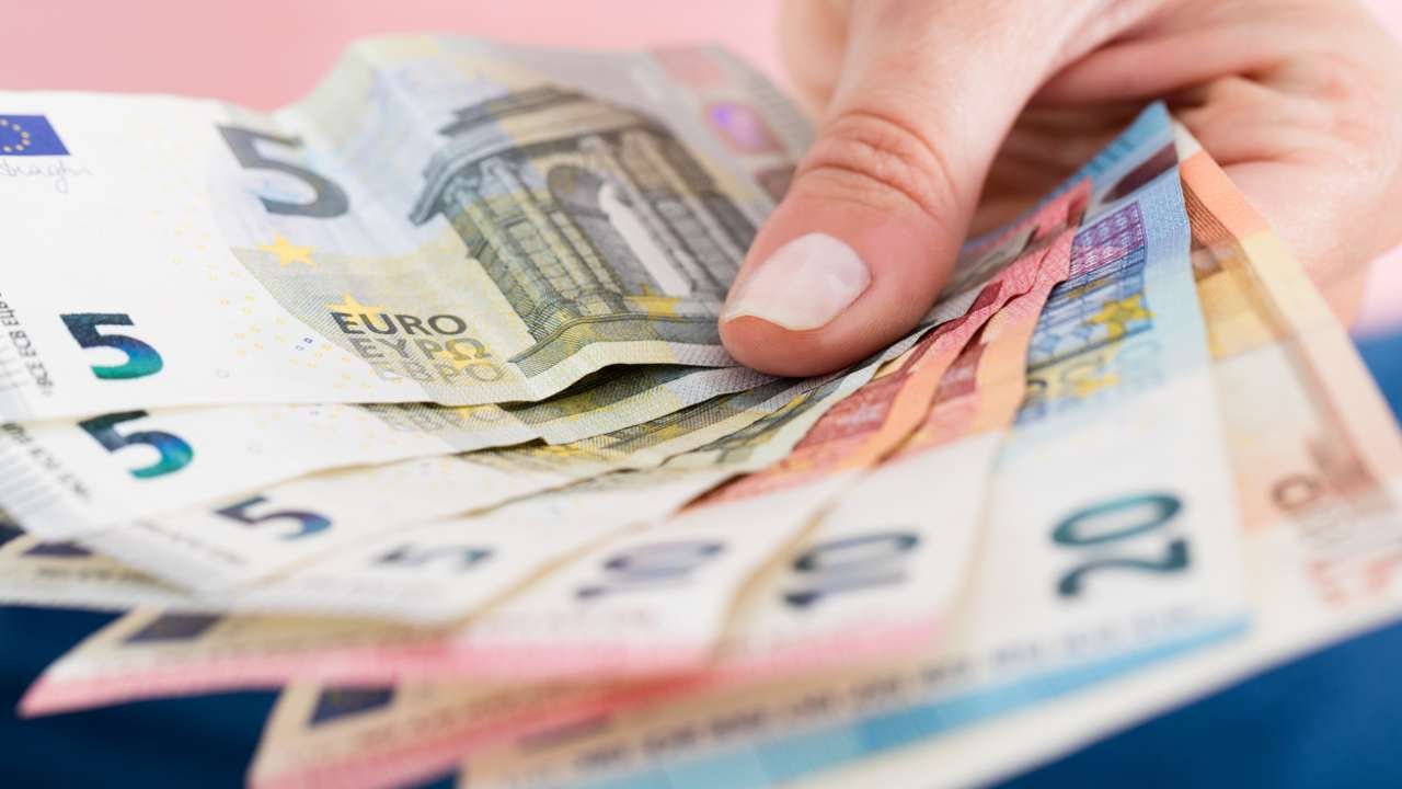 Tagli alle pensioni del 2023 per queste categorie