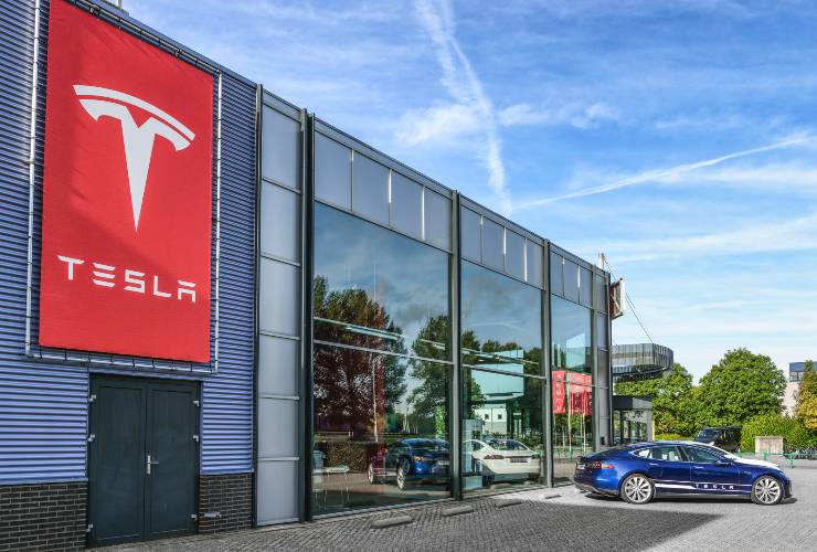 Tesla Motors concessionario