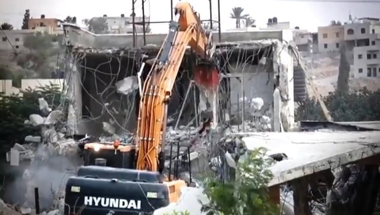 Demolizione israeliana di edifici in Palestina 