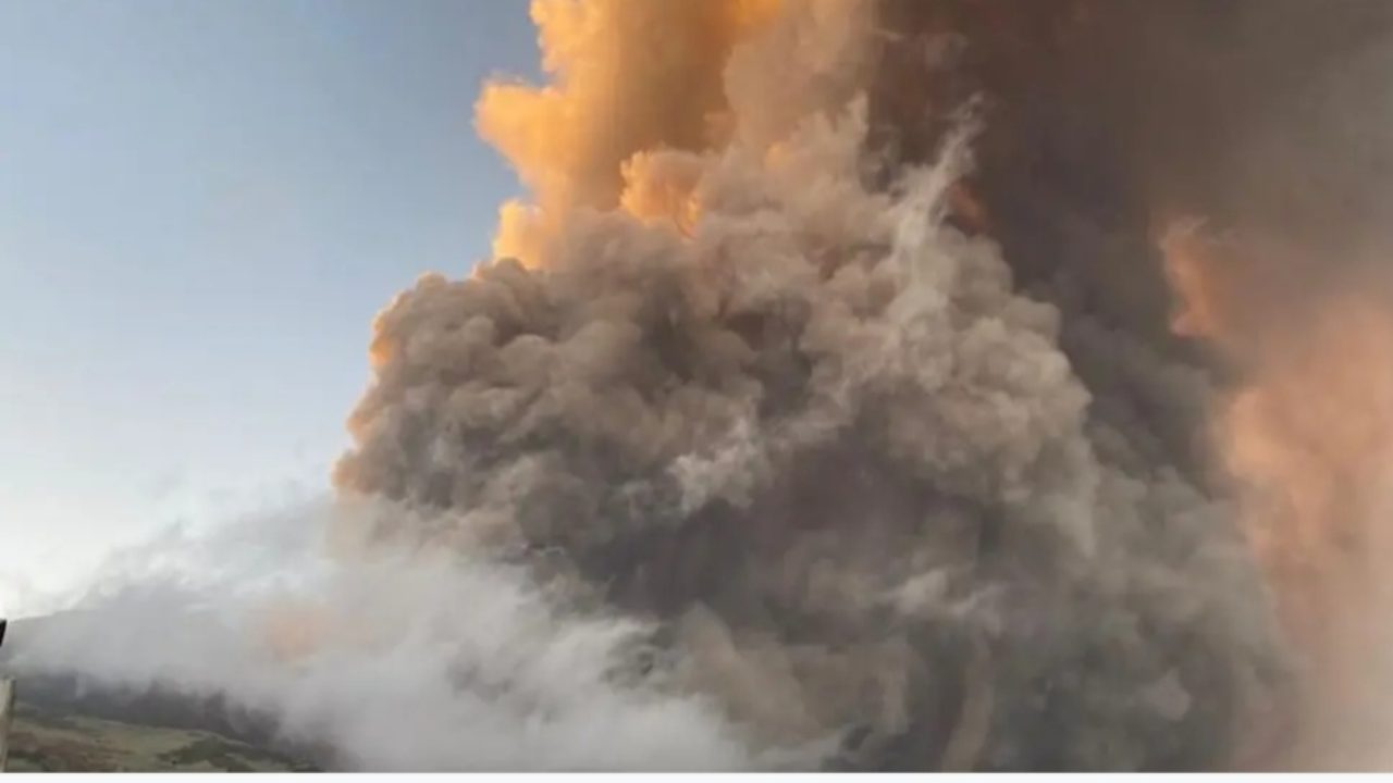 Esplosione vulcano stromboli