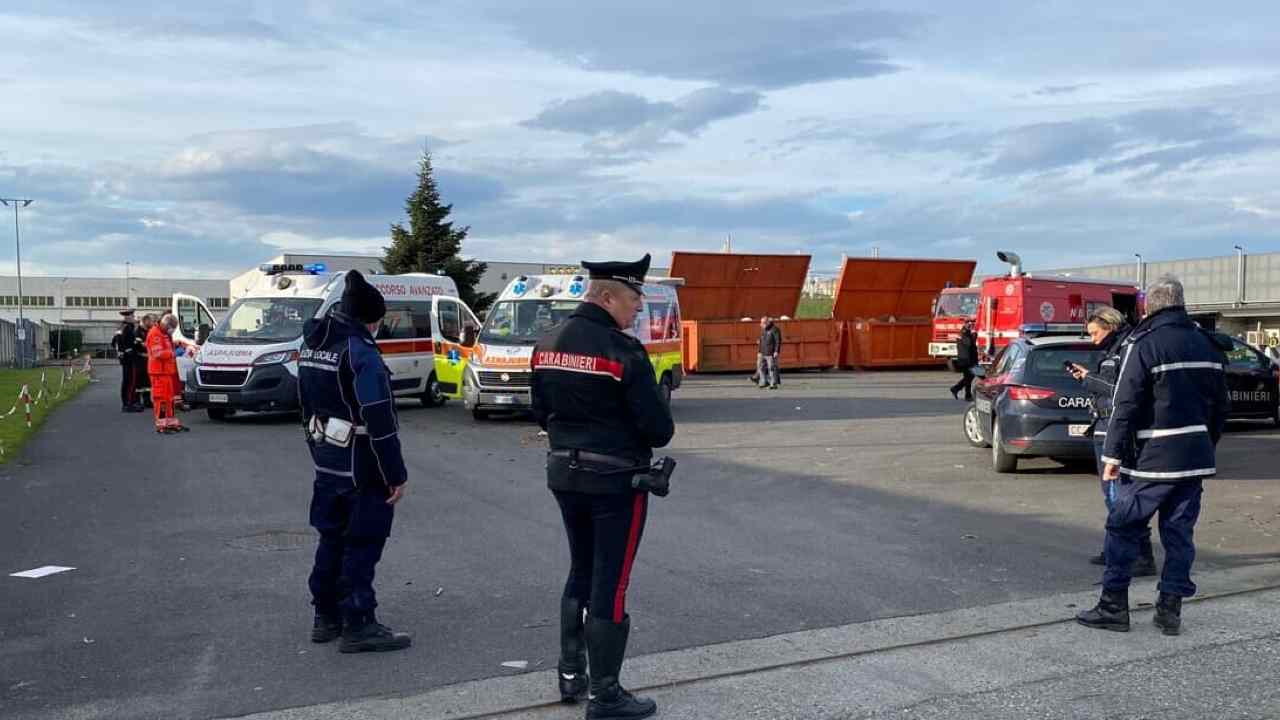 Le autorità nel luogo dell'esplosione