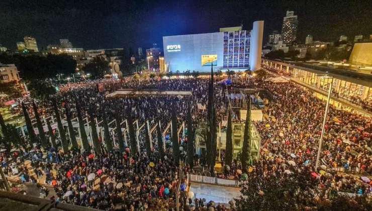 Tel Aviv manifestazione contro riforma giudiziaria 